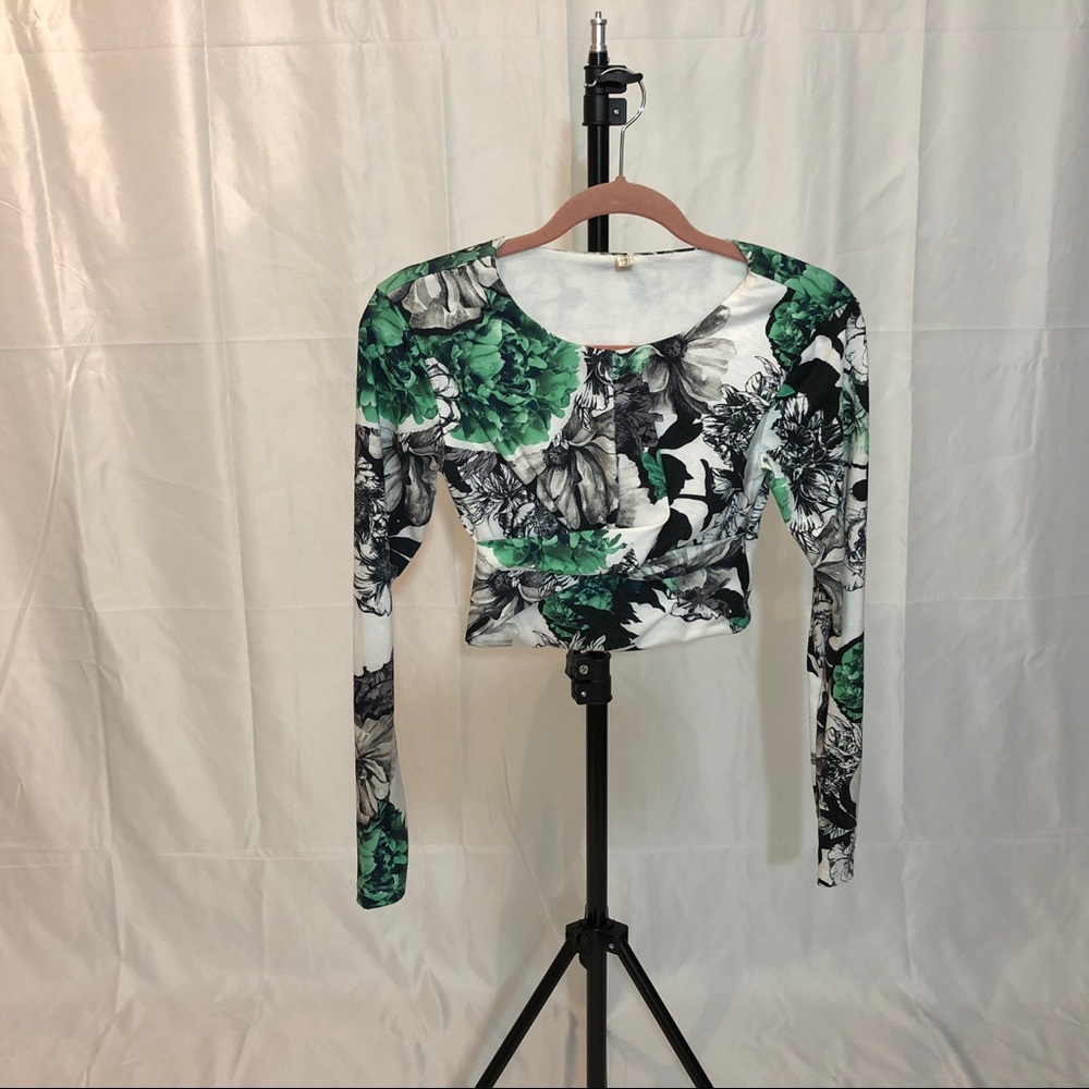 Long Sleeve Crop Top
